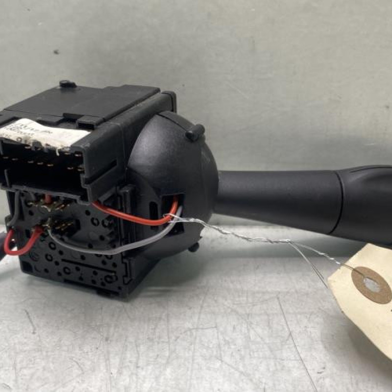 Commodo phare RENAULT CLIO 4 Photo n°2