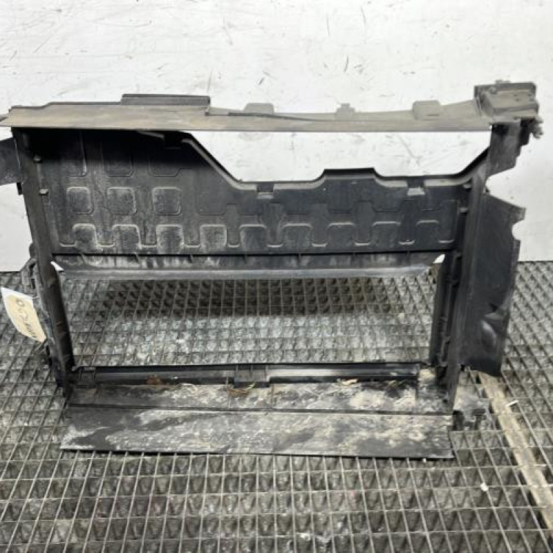 Face avant RENAULT CLIO 4 Photo n°4