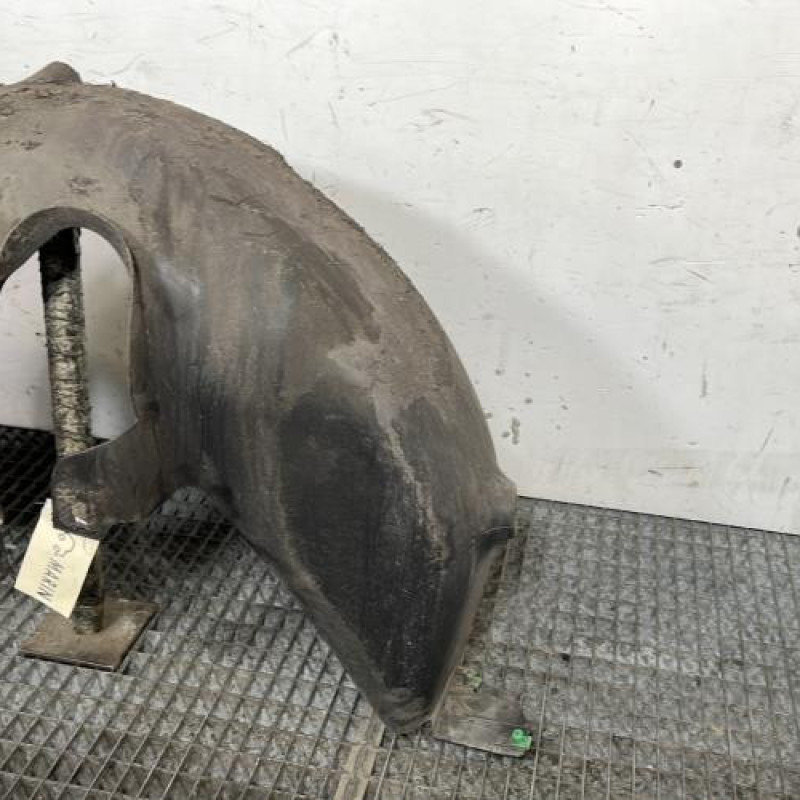 Pare boue arriere droit RENAULT CLIO 5 Photo n°3