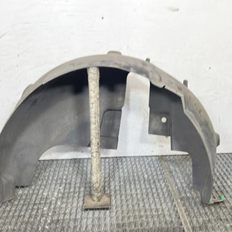 Pare boue arriere gauche RENAULT CLIO 5 Photo n°4