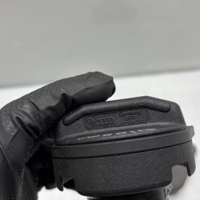 Bouchon de carburant VOLKSWAGEN POLO 5 Photo n°4