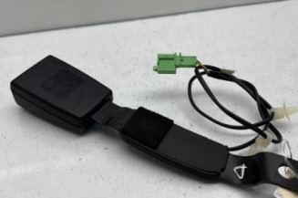 Attache ceinture avant droit VOLKSWAGEN POLO 5