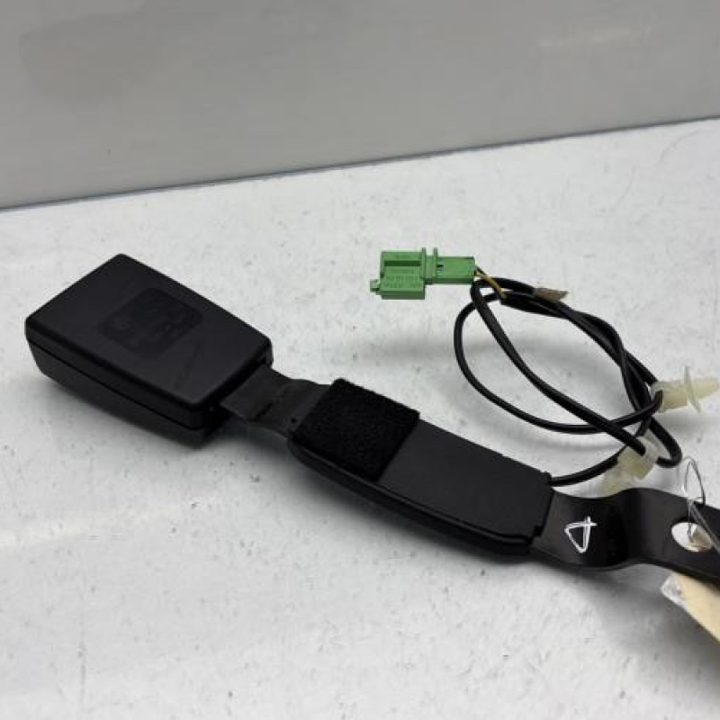 Attache ceinture avant droit VOLKSWAGEN POLO 5 Photo n°6