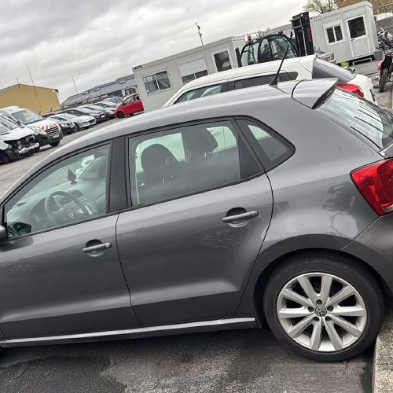 Boitier air bag VOLKSWAGEN POLO 5 Photo n°12