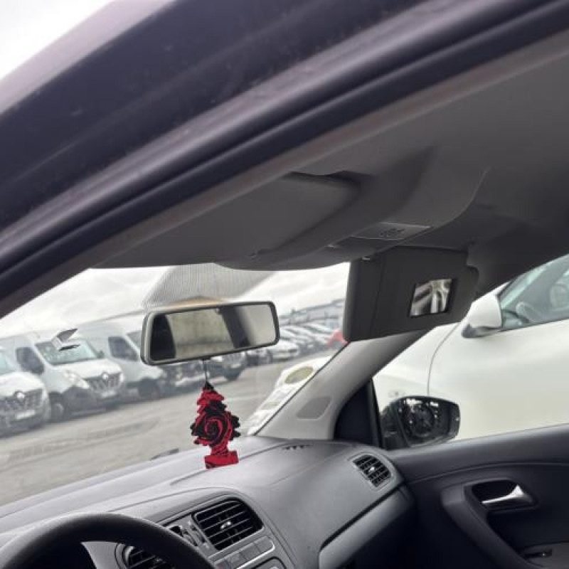Boitier air bag VOLKSWAGEN POLO 5 Photo n°19