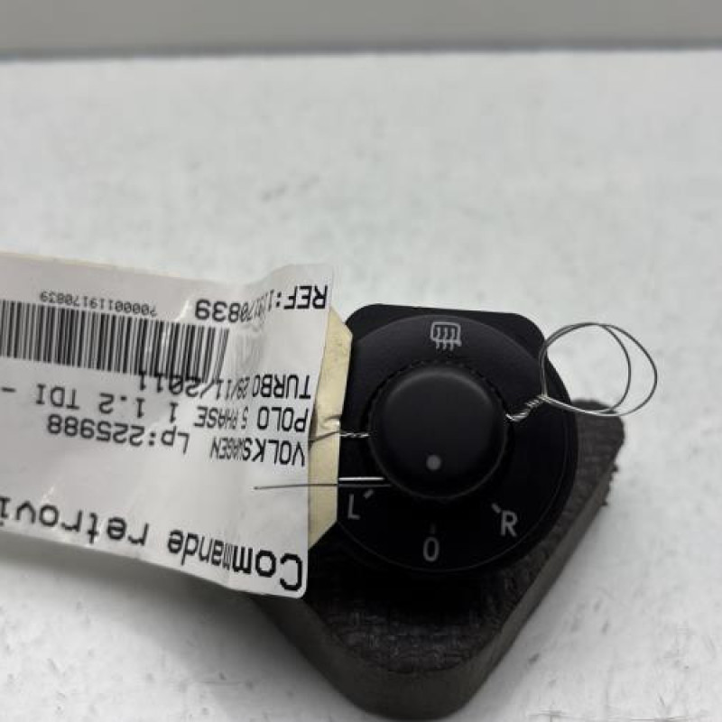 Commande retroviseurs VOLKSWAGEN POLO 5 Photo n°1