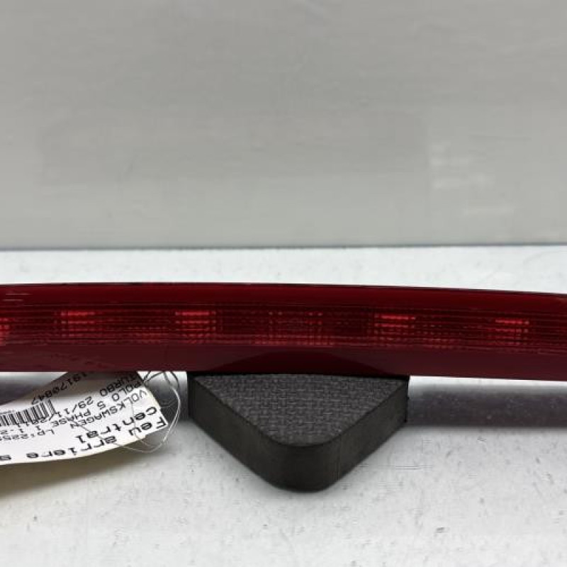 Feu arriere stop central VOLKSWAGEN POLO 5 Photo n°1