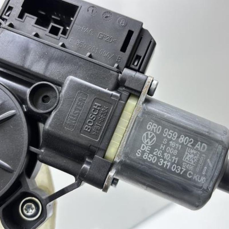 Leve vitre electrique avant droit VOLKSWAGEN POLO 5 Photo n°6