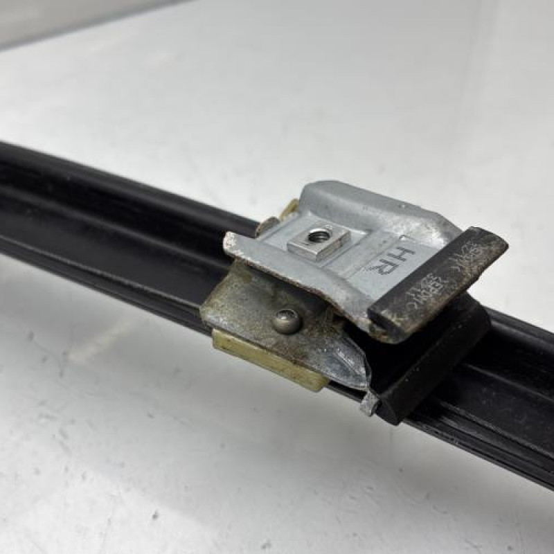 Leve vitre electrique avant droit VOLKSWAGEN POLO 5 Photo n°9