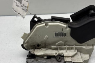 Serrure arriere gauche VOLKSWAGEN POLO 5 Photo n°1