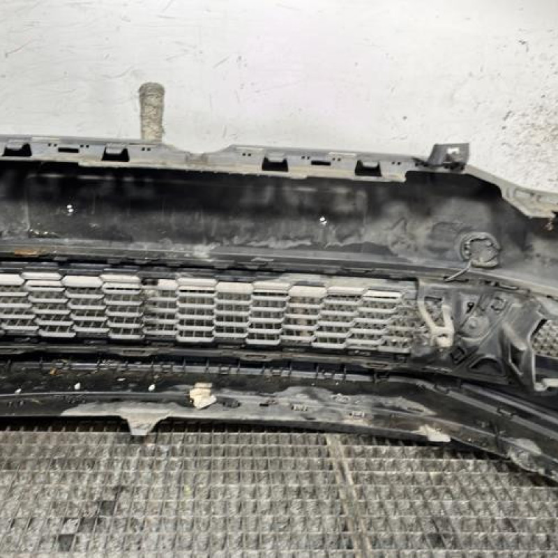 Pare choc avant VOLKSWAGEN POLO 5 Photo n°5