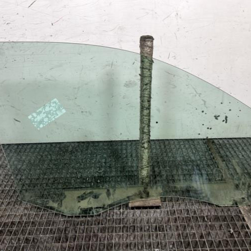 Vitre avant gauche VOLKSWAGEN TIGUAN 1 Photo n°4