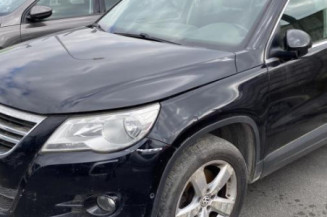 Vitre avant gauche VOLKSWAGEN TIGUAN 1