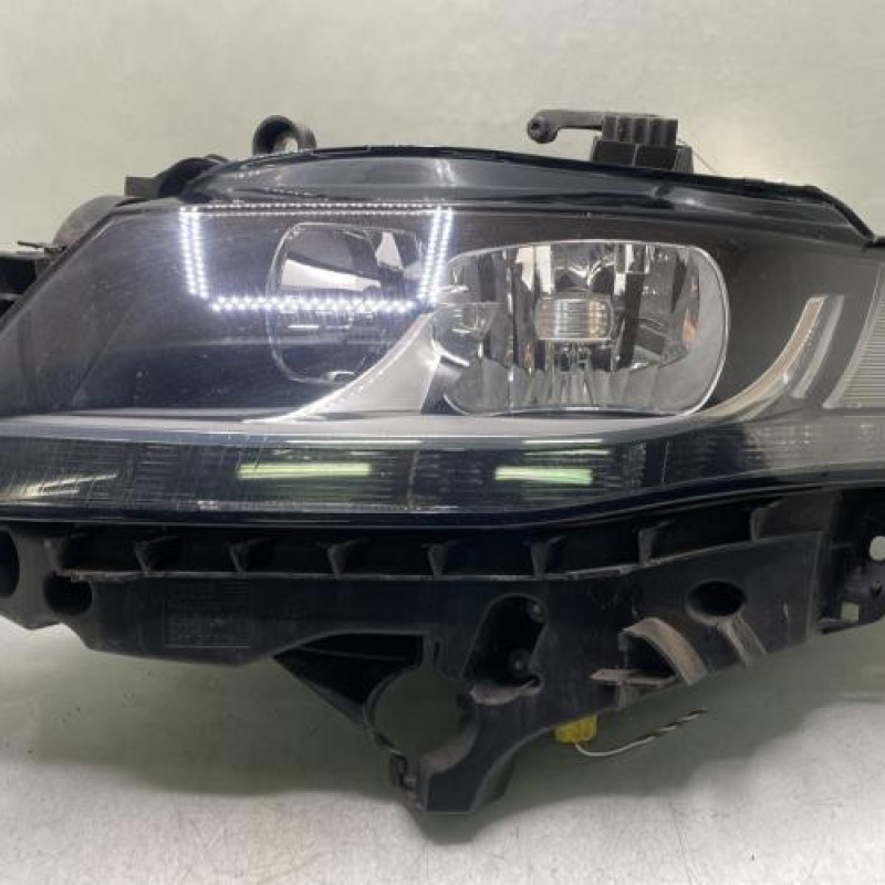 Optique avant principal gauche (feux)(phare) AUDI A4 3 Photo n°1