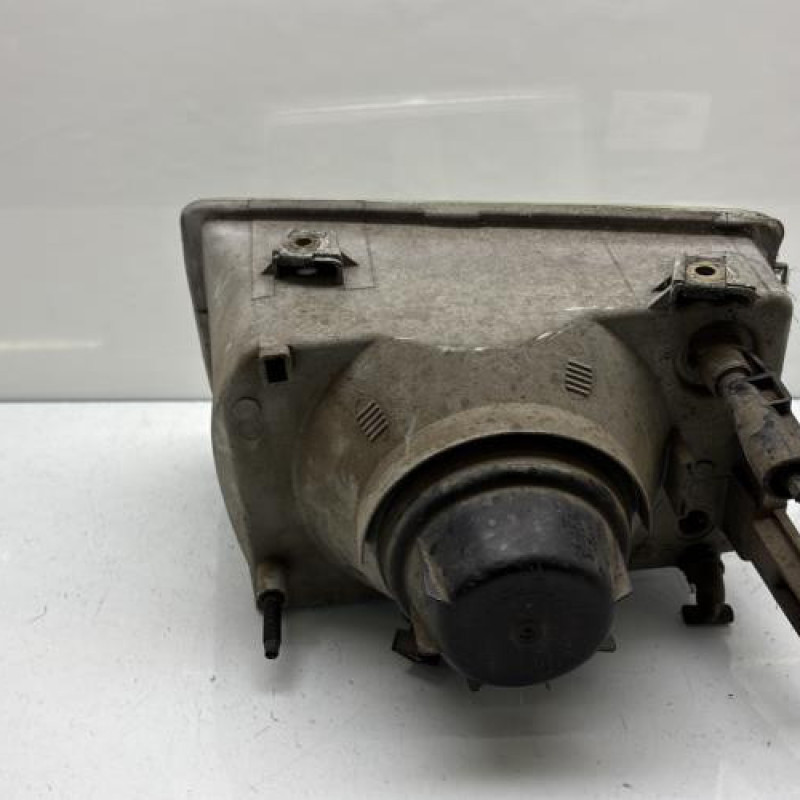 Optique avant principal droit (feux)(phare) RENAULT TRAFIC 1 Photo n°2