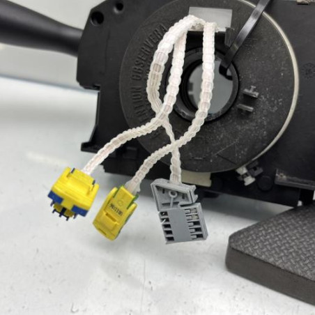 Com (Bloc Contacteur Tournant+Commodo Essuie Glace+Commodo Phare) CITROEN C3 1