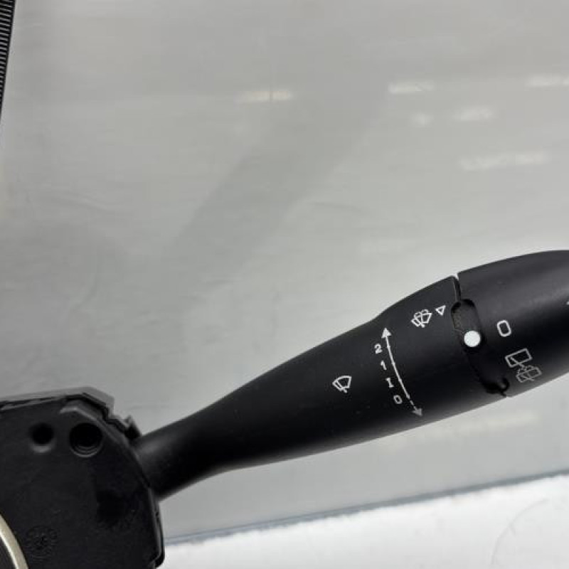 Com (Bloc Contacteur Tournant+Commodo Essuie Glace+Commodo Phare) CITROEN C3 1 Photo n°5