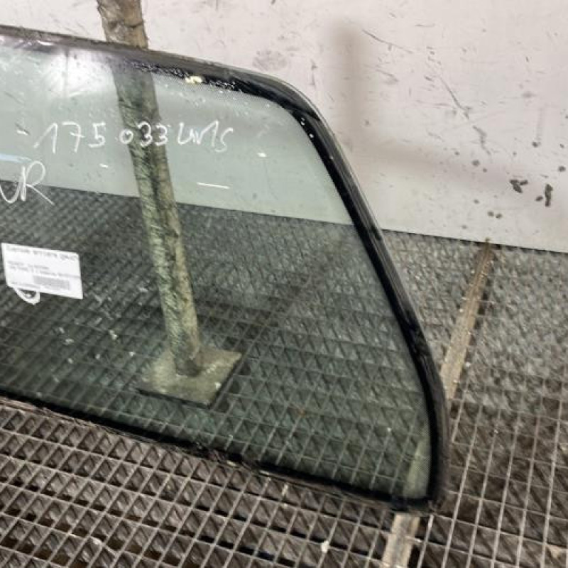 Custode arriere gauche PEUGEOT 106 Photo n°3