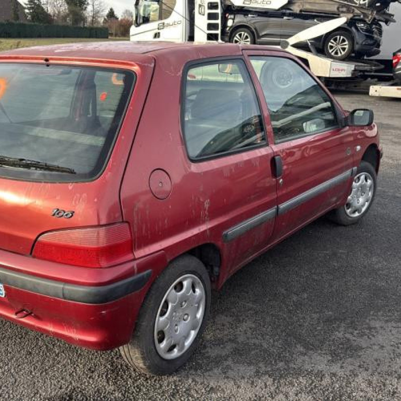 Feu arriere principal gauche (feux) PEUGEOT 106 Photo n°8