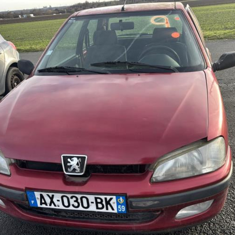 Optique avant principal droit (feux)(phare) PEUGEOT 106 Photo n°8