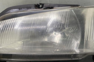 Optique avant principal gauche (feux)(phare) PEUGEOT 106 Photo n°1