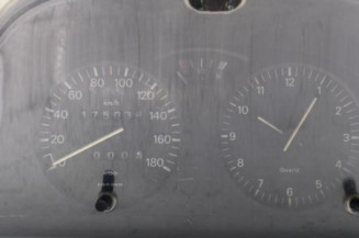 Compteur PEUGEOT 106 Photo n°1