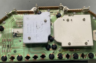 Compteur PEUGEOT 106