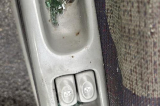 Bouton de coffre RENAULT TWINGO 1