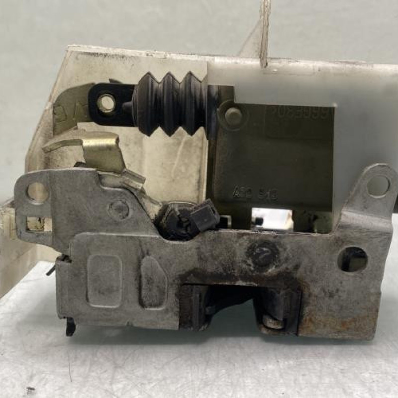 Serrure arriere gauche RENAULT CLIO 2 Photo n°2