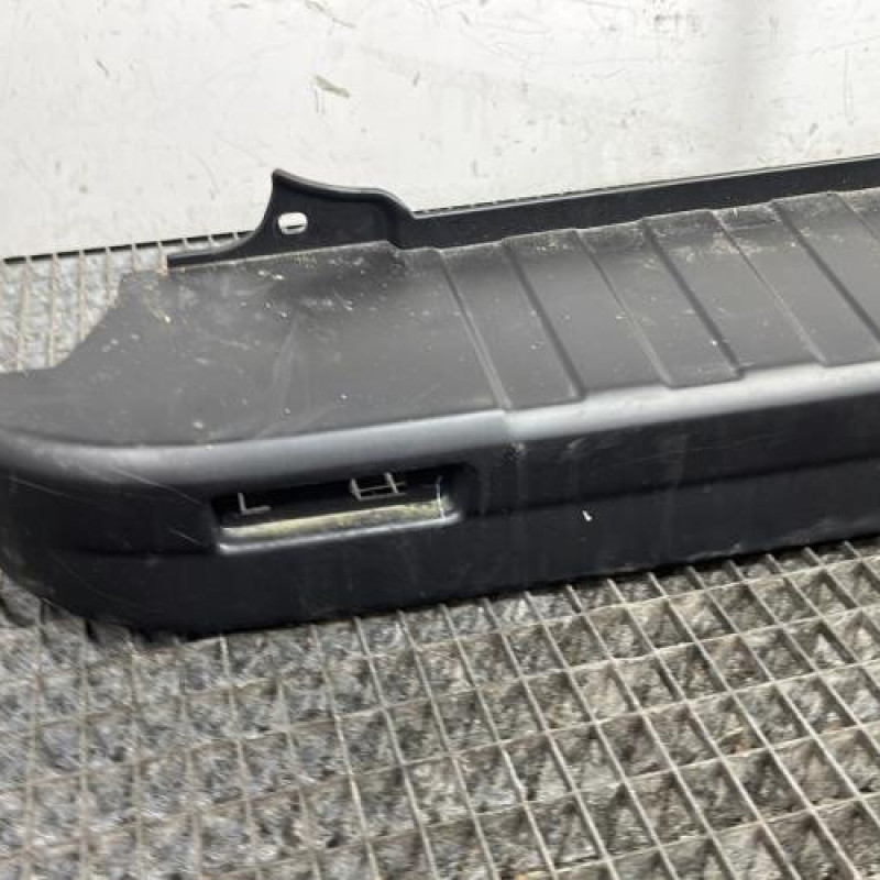 Pare choc arriere NISSAN PRIMASTAR 2 Photo n°2