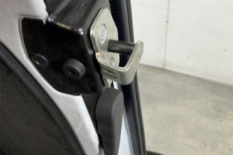 Porte de coffre droit NISSAN PRIMASTAR 2