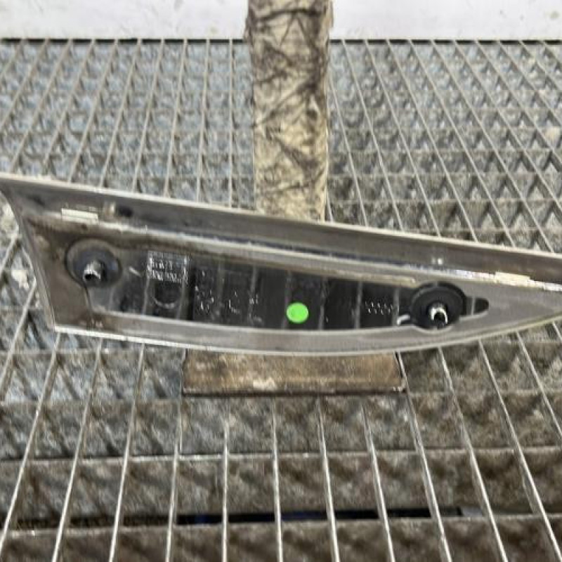 Baguette d'aile arrière gauche DS DS3 Photo n°4