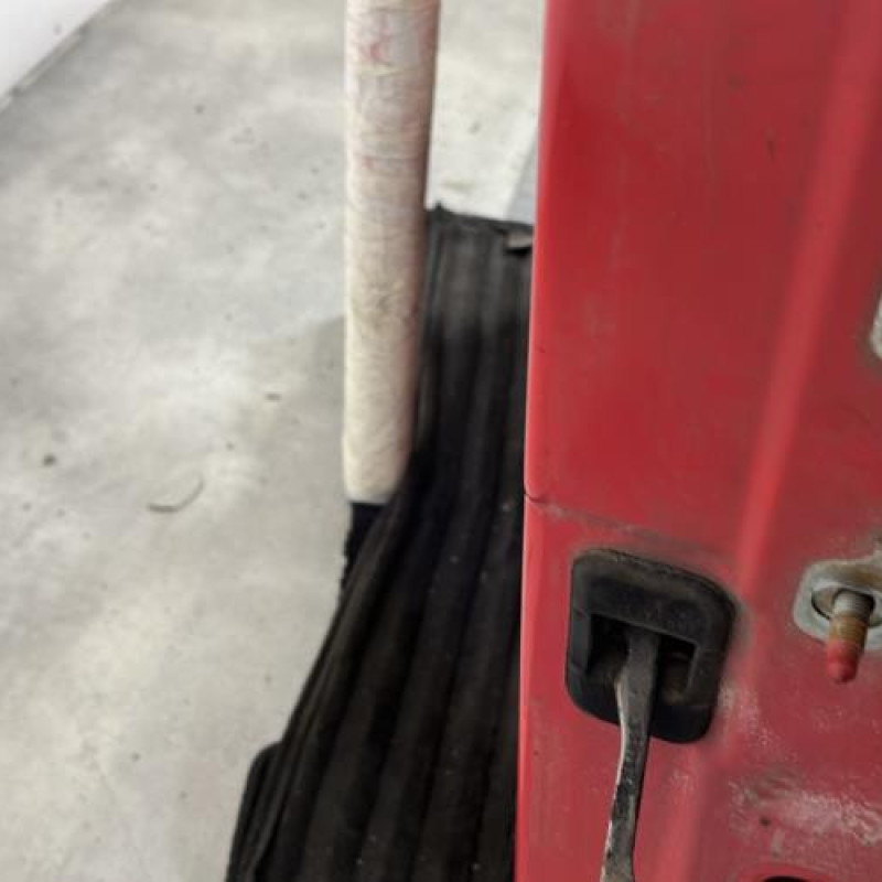 Porte avant gauche DACIA SANDERO 1 Photo n°2