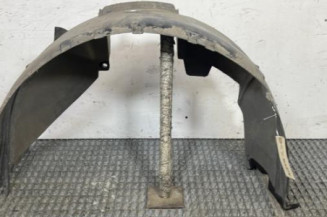 Pare boue avant droit DACIA SANDERO 1 Photo n°1