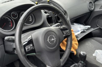 Renfort pare choc avant (traverse) OPEL CORSA D