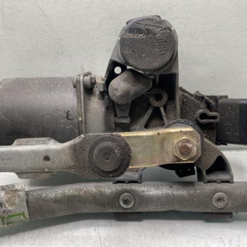 Moteur essuie glace avant PEUGEOT 107 Photo n°4