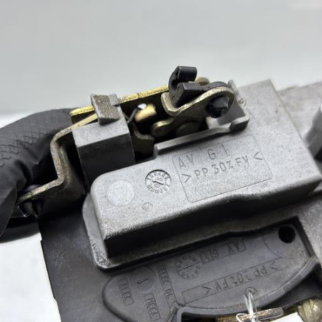 Serrure avant gauche PEUGEOT 206