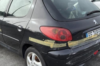 Serrure avant gauche PEUGEOT 206