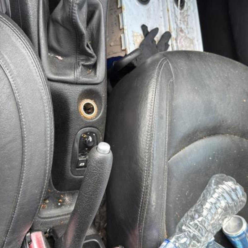 Serrure avant gauche PEUGEOT 206 Photo n°13