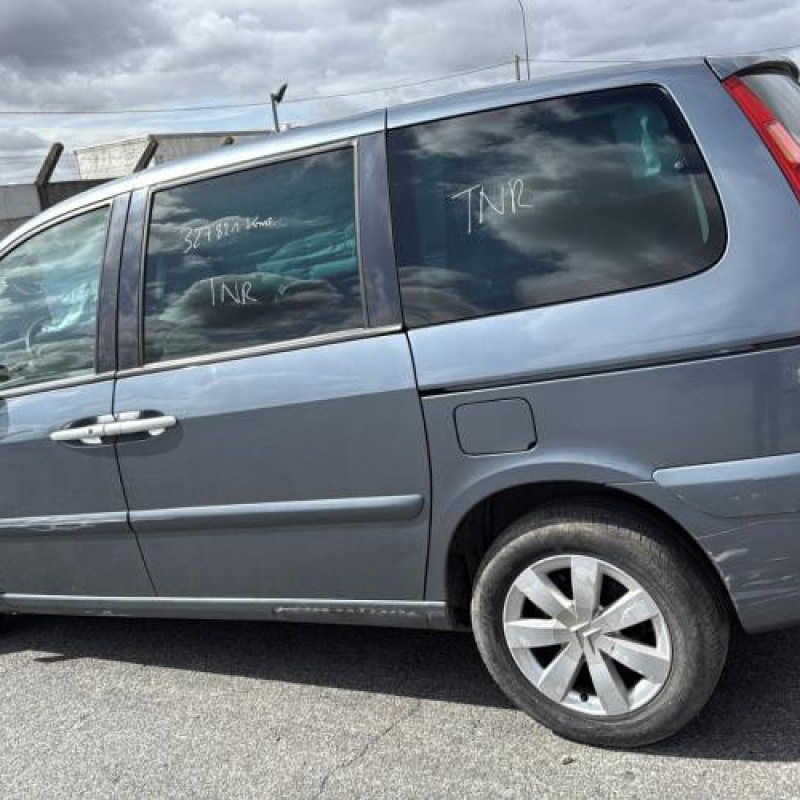 Malle/Hayon arriere CITROEN C8 Photo n°12