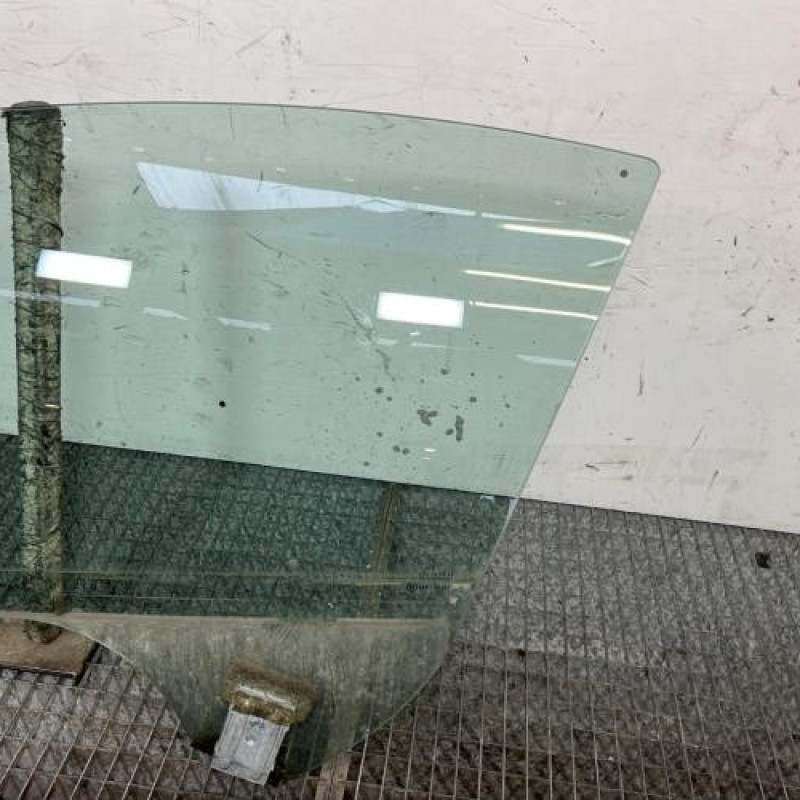 Vitre avant gauche PEUGEOT 307 Photo n°3