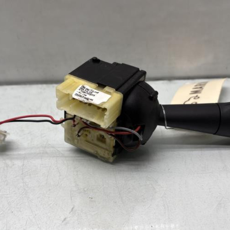 Commodo phare RENAULT CLIO 4 Photo n°2