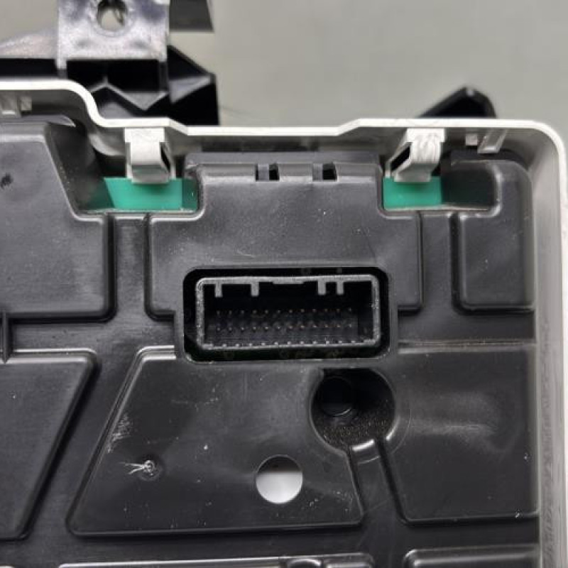 Compteur RENAULT CLIO 4 Photo n°4