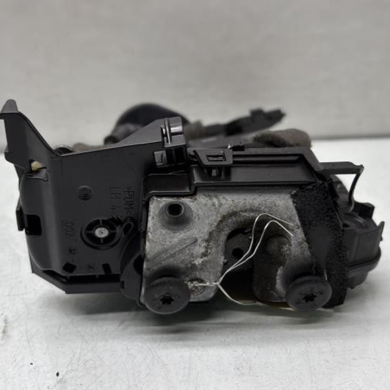 Serrure arriere gauche RENAULT CLIO 4 Photo n°1