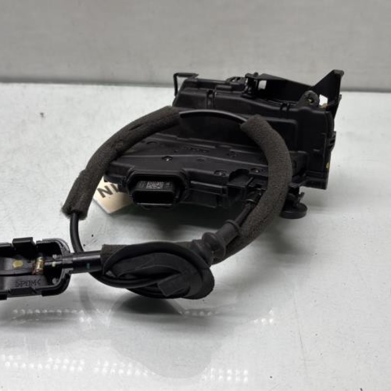 Serrure arriere gauche RENAULT CLIO 4 Photo n°2