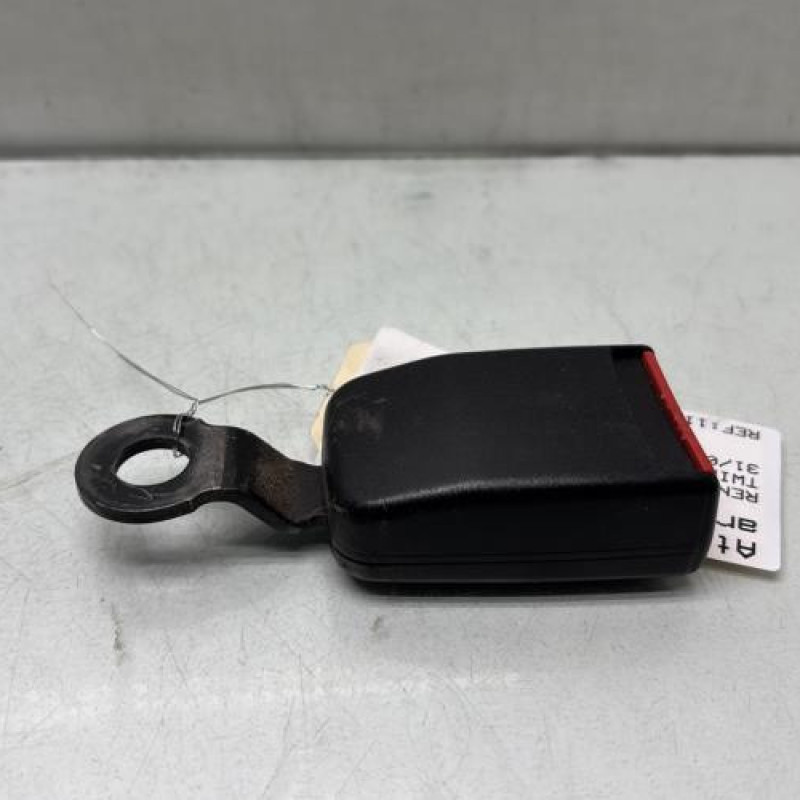 Attache ceinture arriere droit RENAULT TWINGO 1 Photo n°2