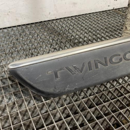 Baguette de porte arriere droite RENAULT TWINGO 3