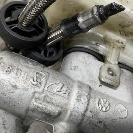 Maitre cylindre (freinage) VOLKSWAGEN GOLF 4