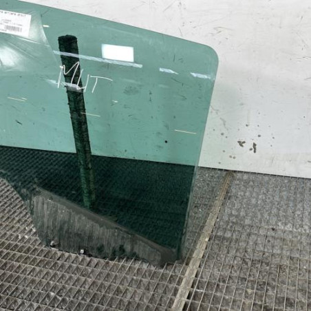 Vitre arriere droit DACIA DUSTER 1