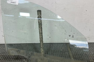 Vitre avant droit DACIA DUSTER 1 Photo n°1